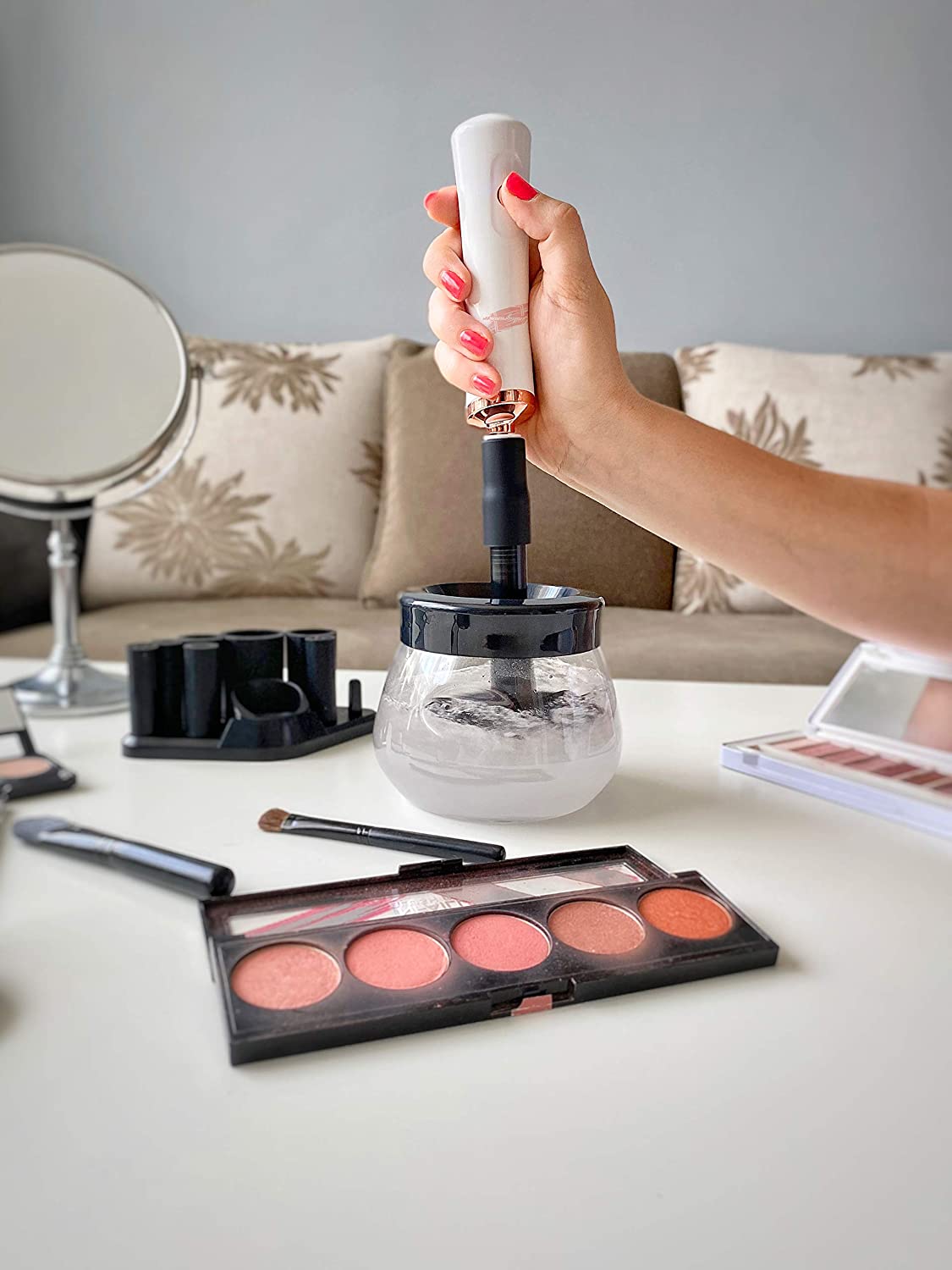 Professional Make-Up Brush Cleaner